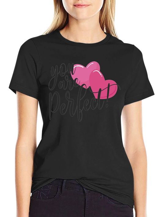 Camiseta Negra con Diseño de Corazones You are Perfect!