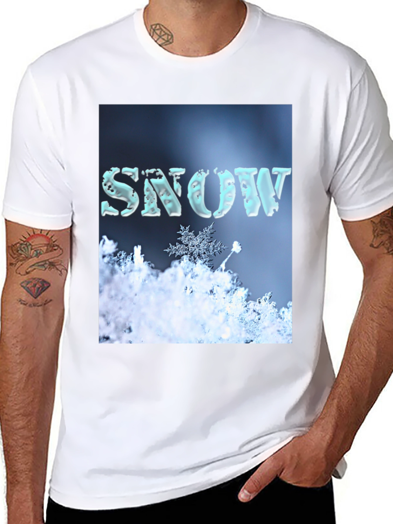 Camiseta Negra con Diseño de Nieve Invernal