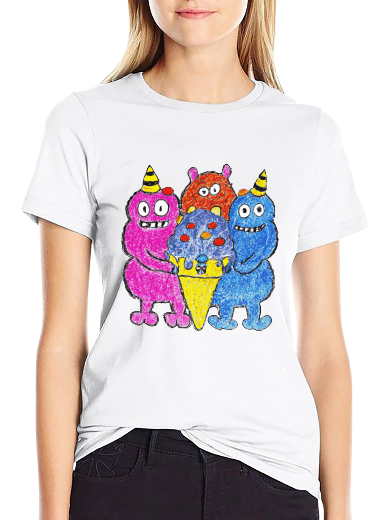 Camiseta Negra con Monstruos Amantes del Helado