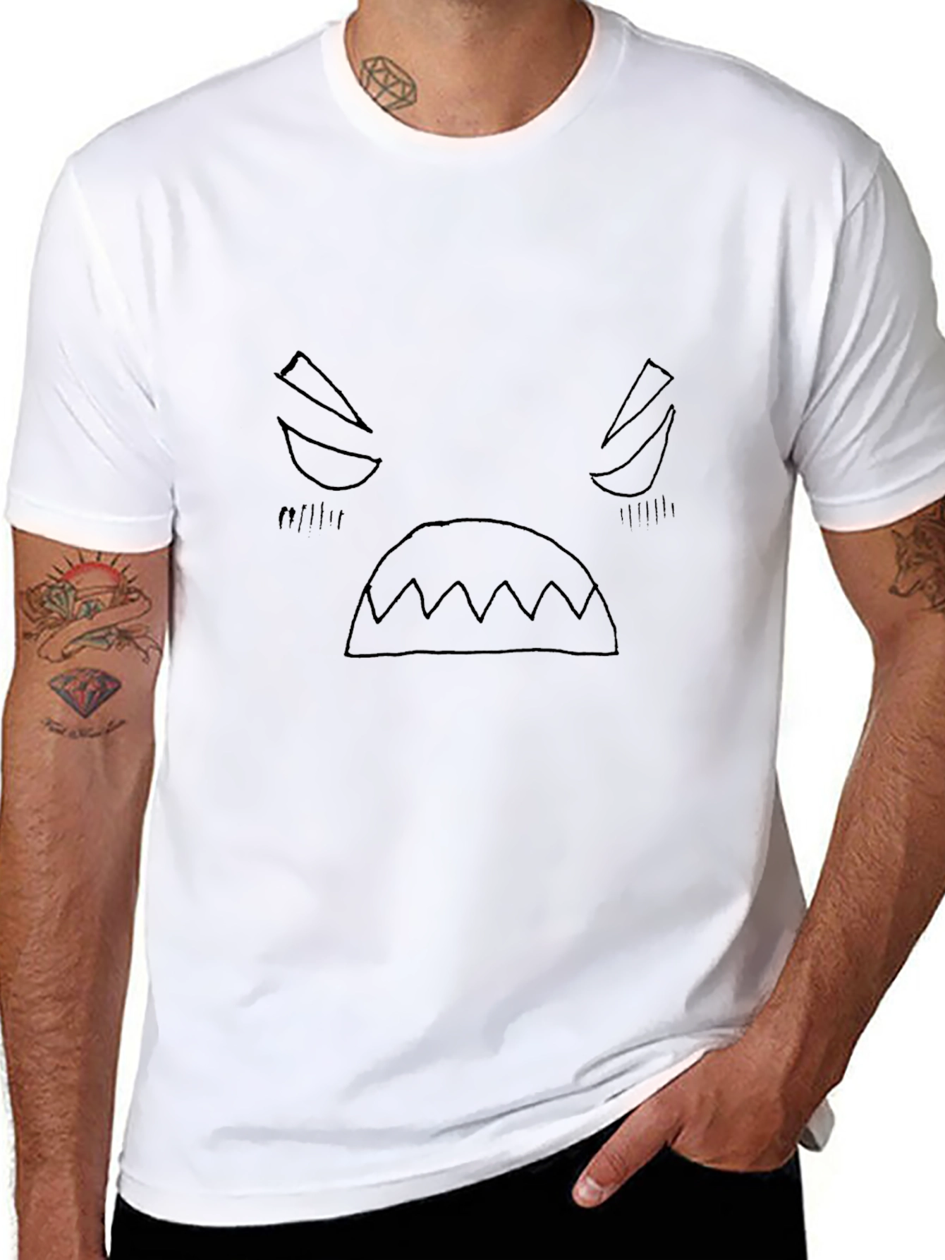 Camiseta Negra con Estampado de Cara enojada
