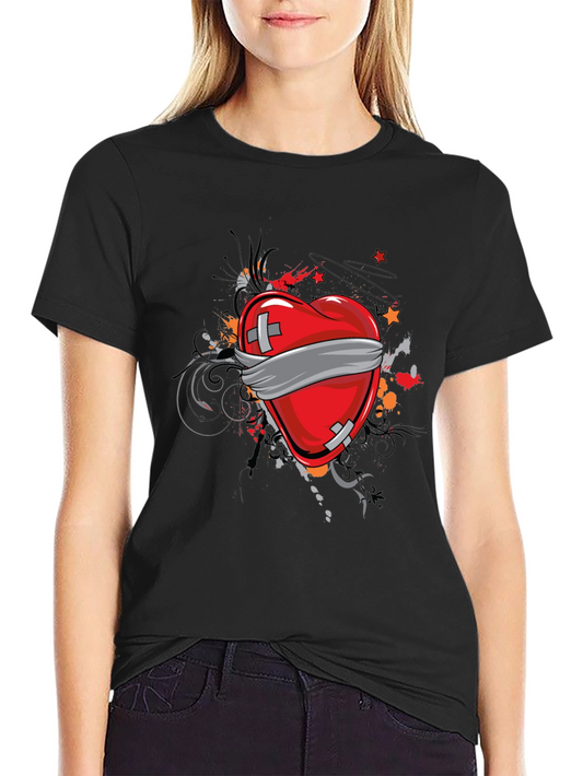 Camiseta Negra Corazón Vendado