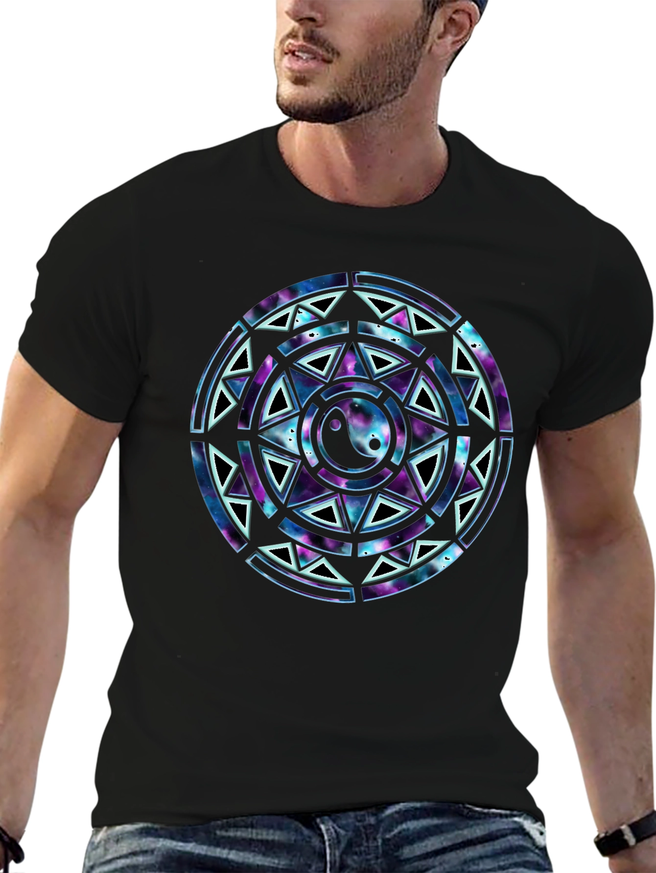Camiseta Negra con Diseño Yin Yang Cósmico