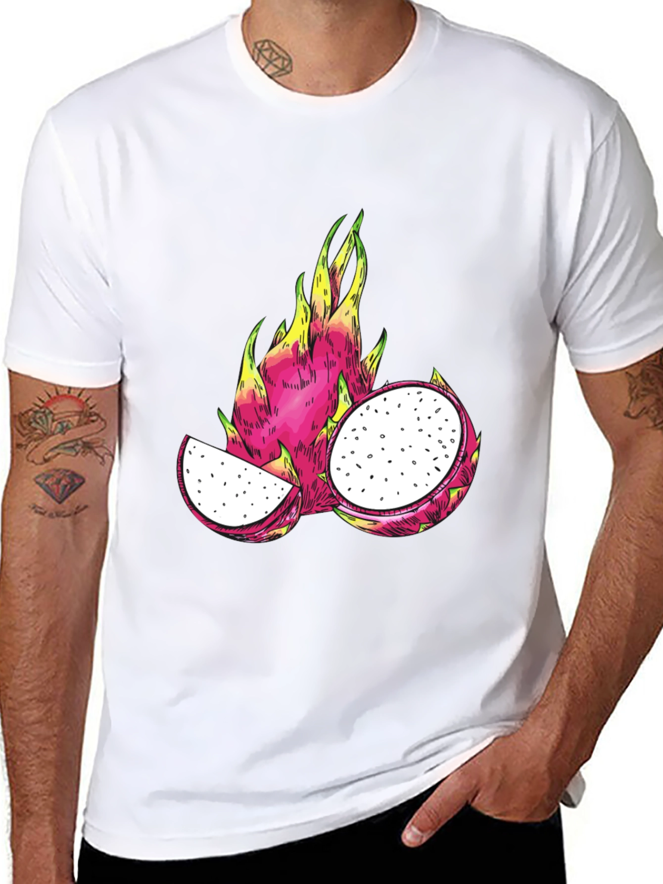 Camiseta Negra con Diseño de Pitahaya