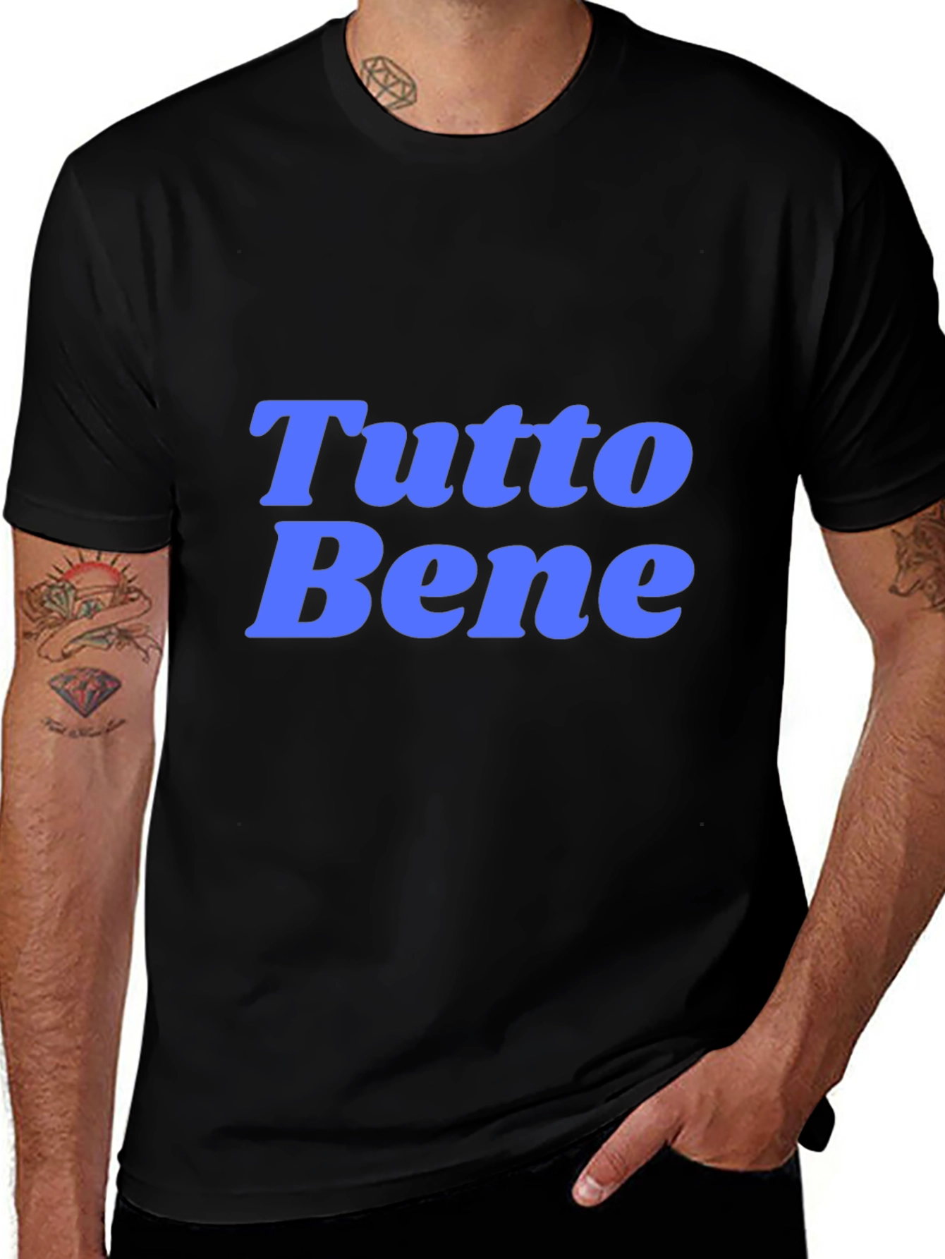Camiseta Negra con Texto Tutto Bene