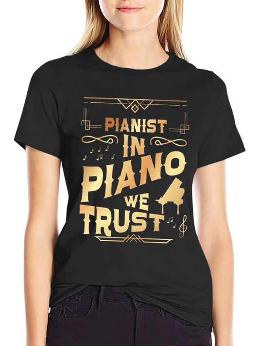 Camiseta Negra con Diseño de Pianista In Piano We Trust
