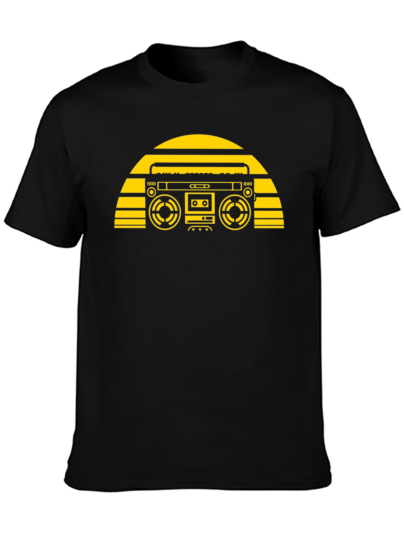 Camiseta Negra con Diseño Retro de Radiocasete Amarillo