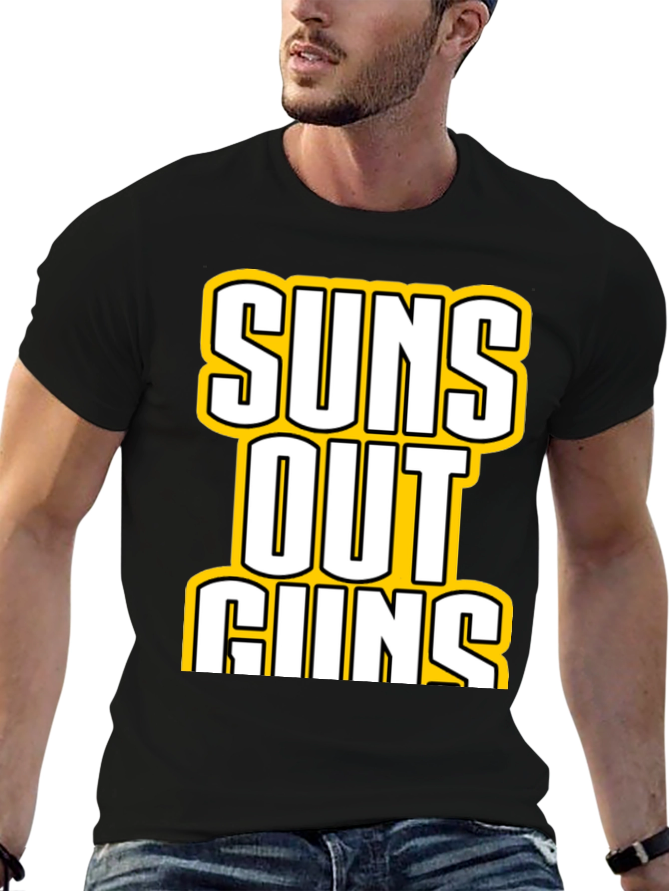 Camiseta Negra con Estampado Suns Out Guns