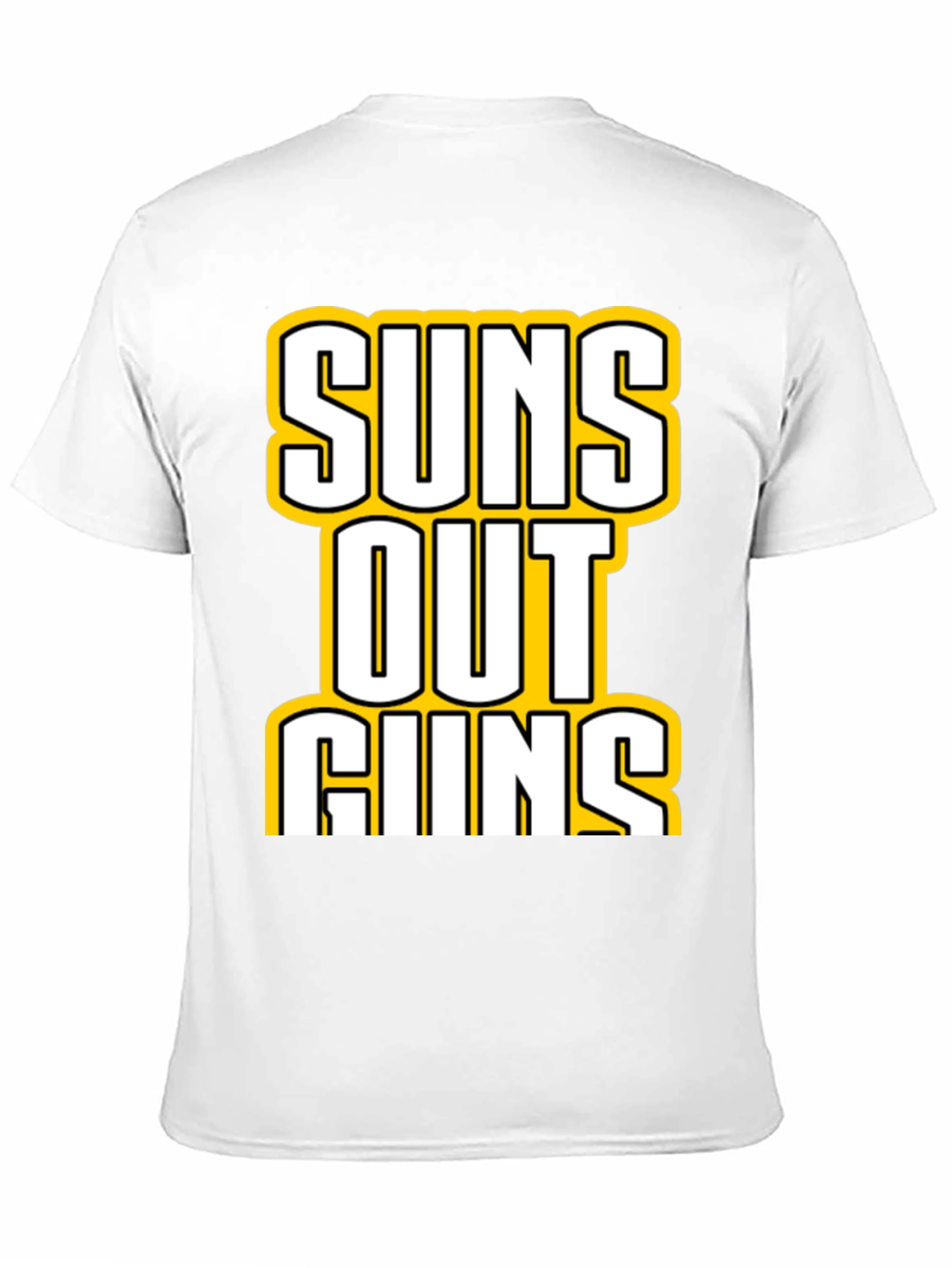 Camiseta Negra con Estampado Suns Out Guns