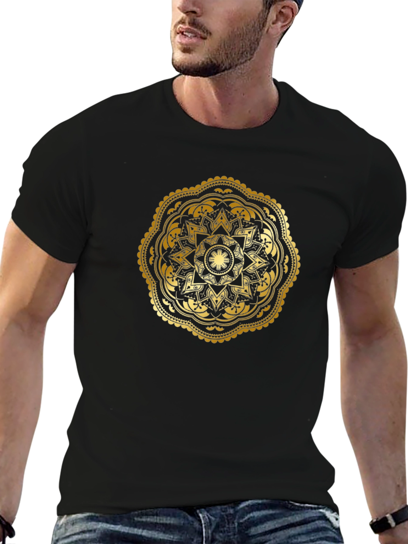 Camiseta Negra con Mandala Dorada - Estilo Único