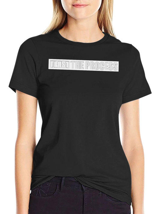 Camiseta Negra: Confía en el Proceso