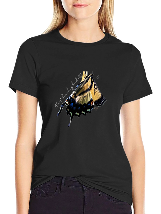Camiseta Negra Estampado Mariposa Abstracta