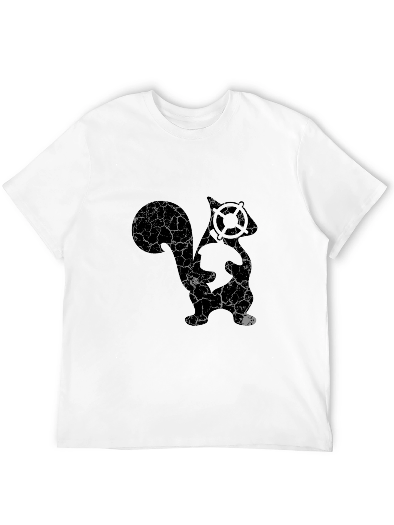 Camiseta Negra con Diseño de Skuntank
