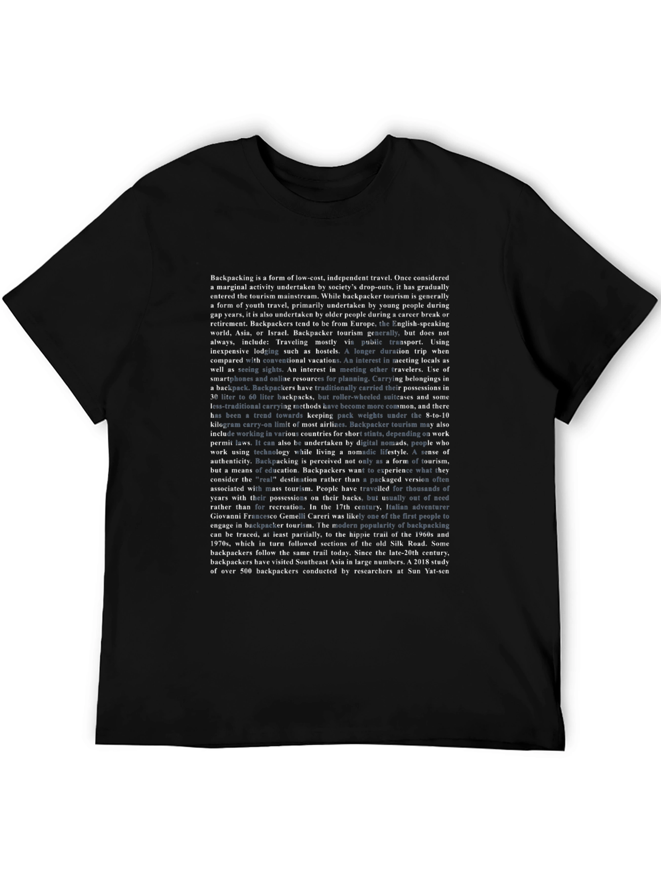 Camiseta Negra con Texto sobre Mochileros