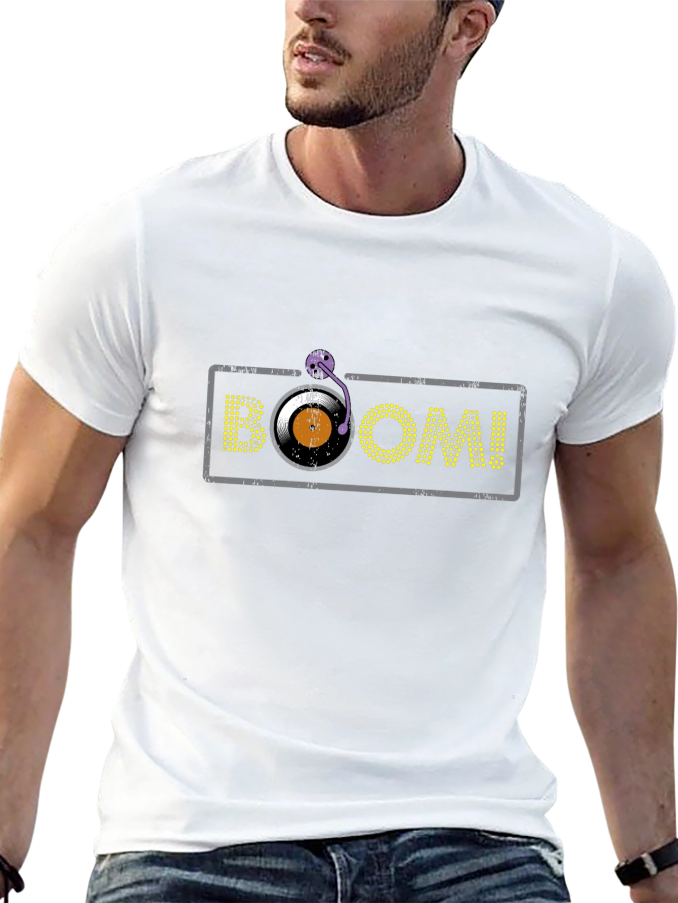 Camiseta Negra con Diseño BOOM! de Vinilo
