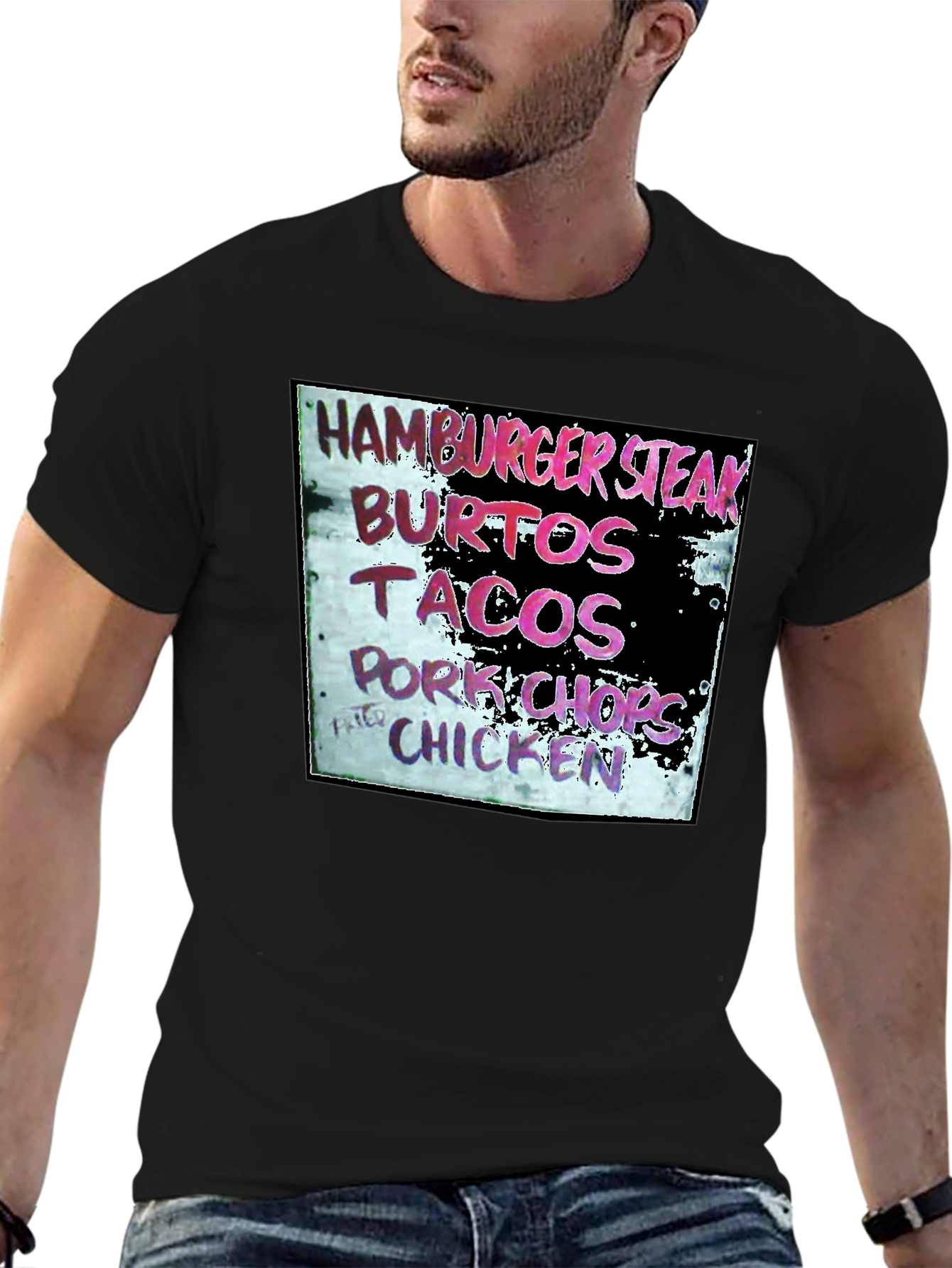 Camiseta Negra con Menú de Comida