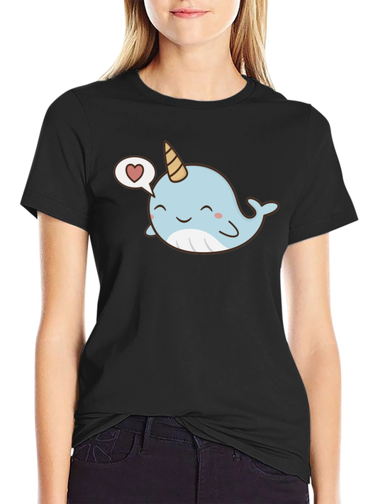 Camiseta Negra con Narval Kawaii