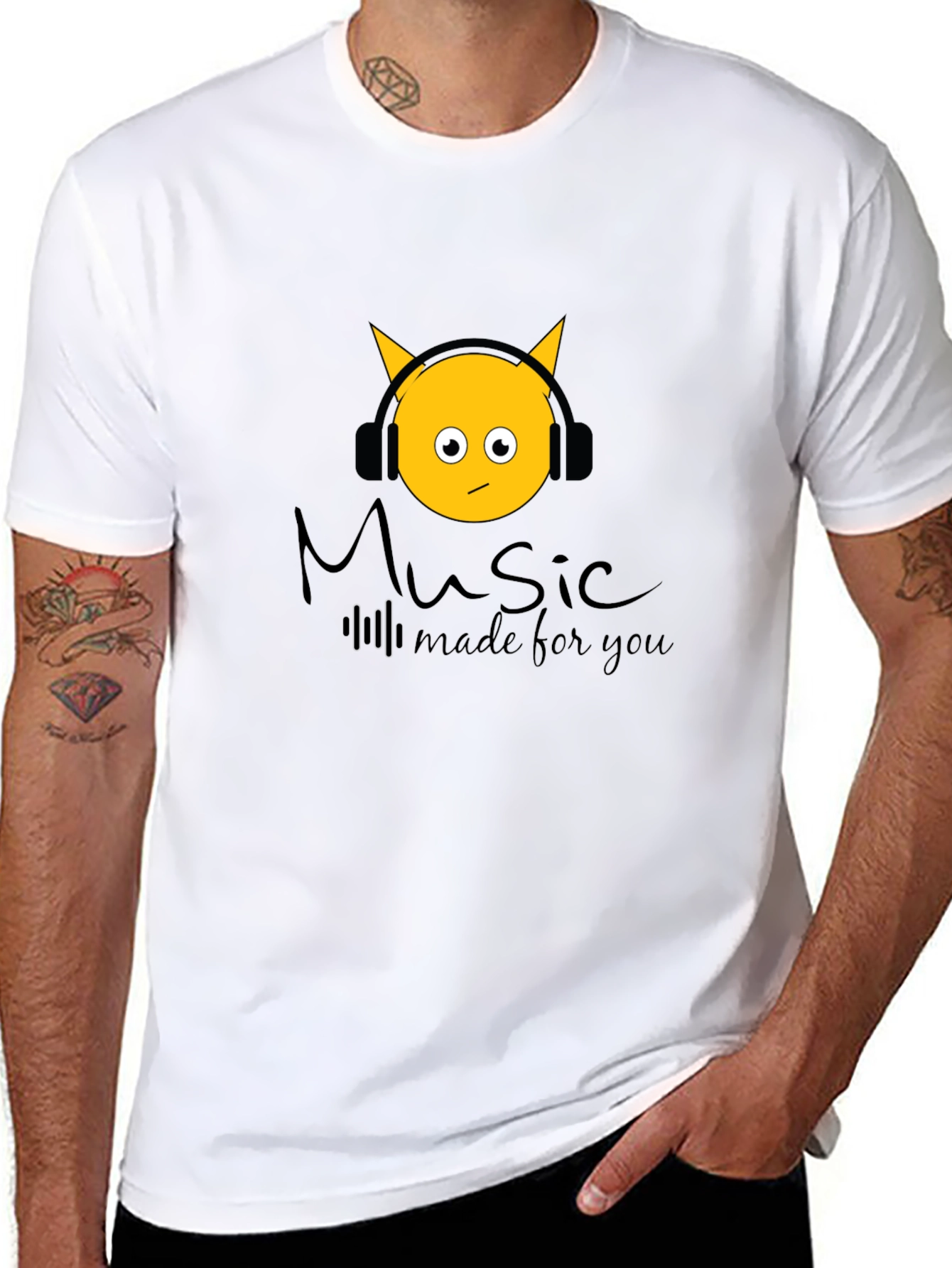 Camiseta Negra con Diseño Music Made for You