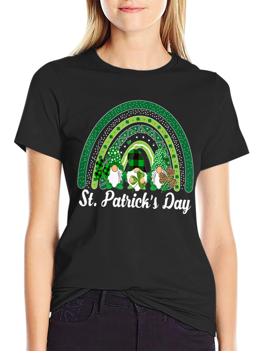 Camiseta Día de San Patricio con Gnomos y Arcoíris