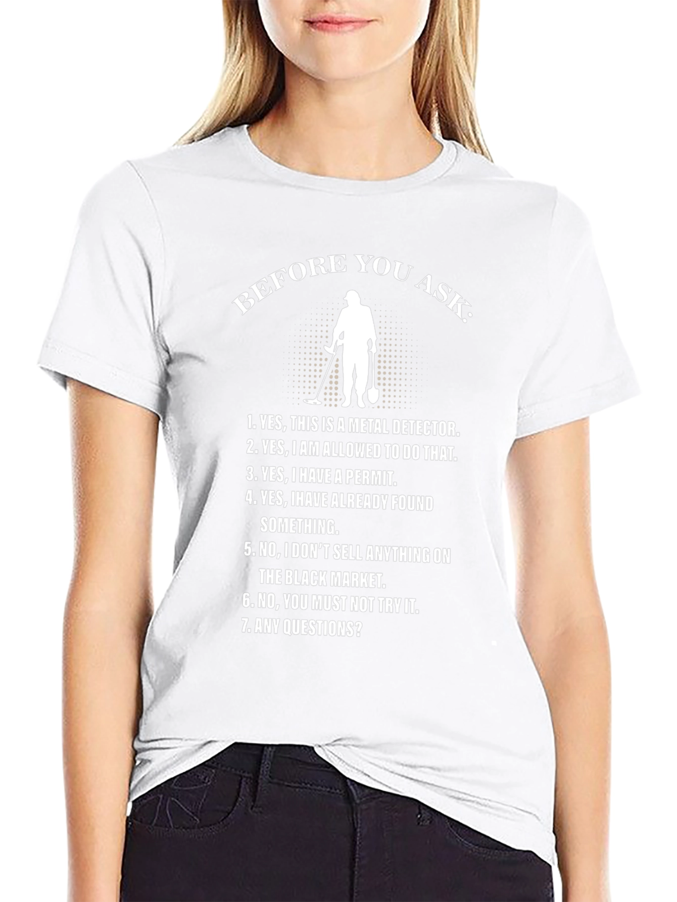 Camiseta Negra con Diseño Detector de Metales