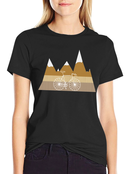 Camiseta Negra con Diseño de Bicicleta y Montañas