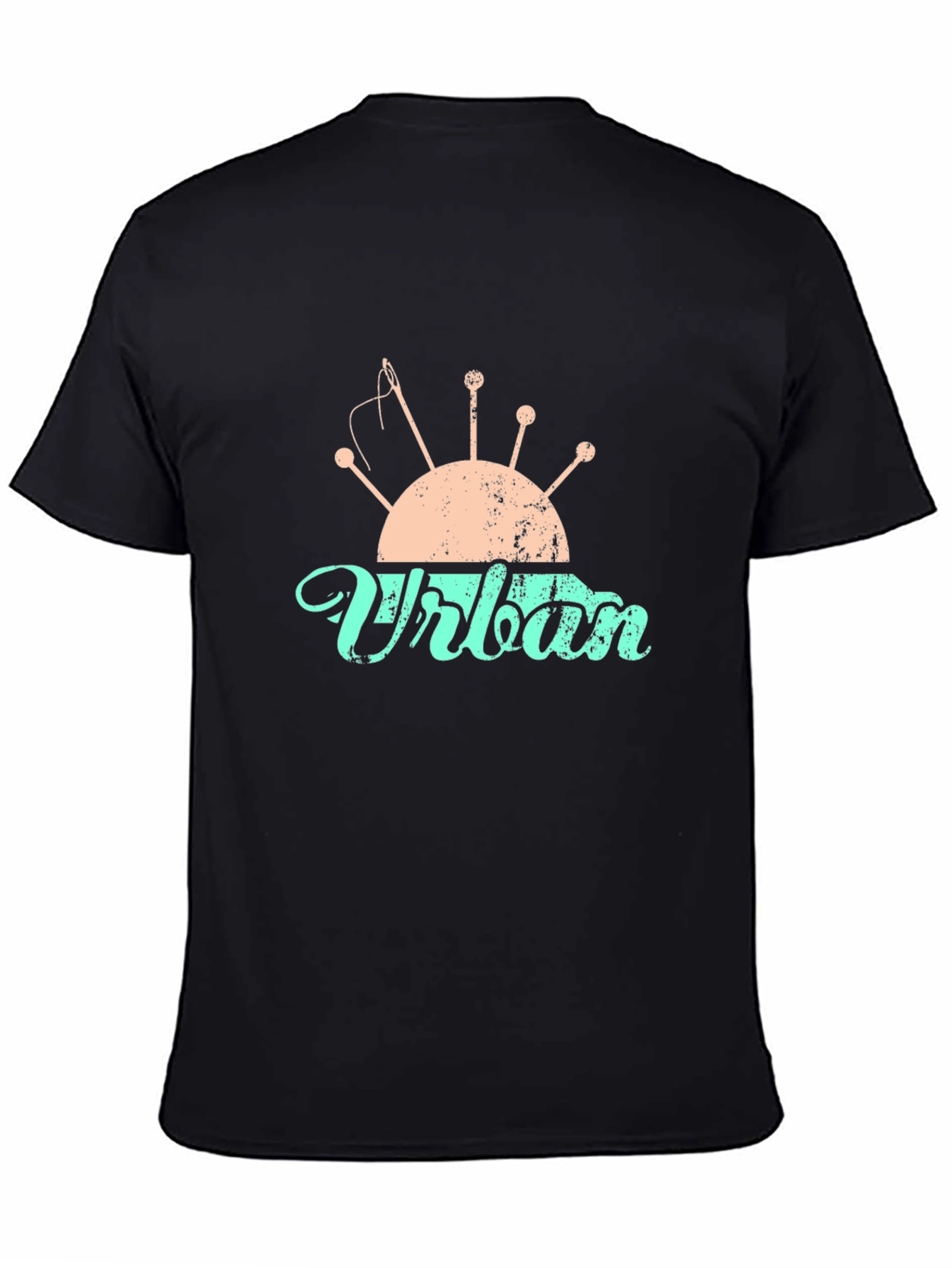 Camiseta Negra con Diseño de Costura Urbana