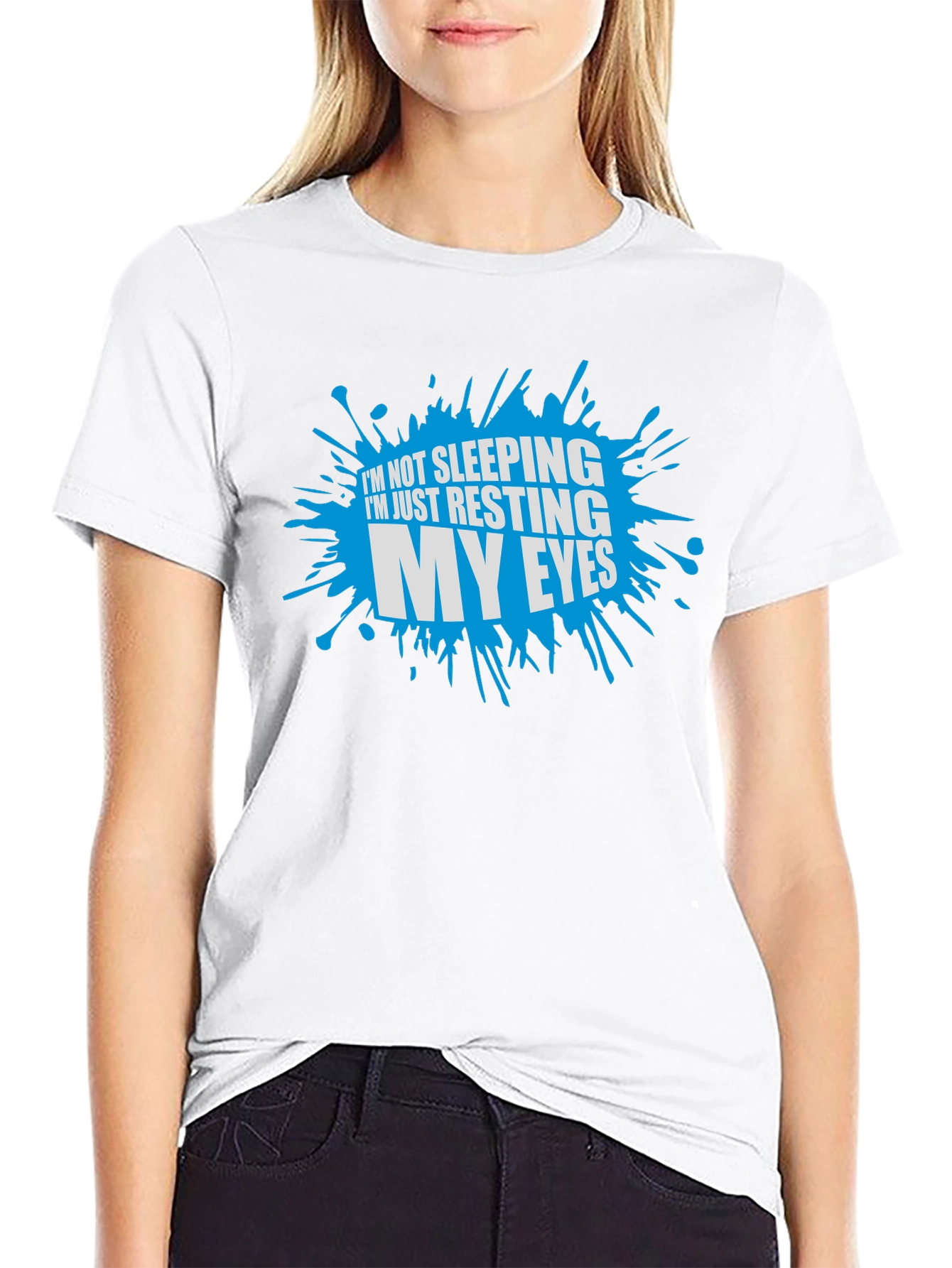 Camiseta No estoy durmiendo solo descanso mis ojos