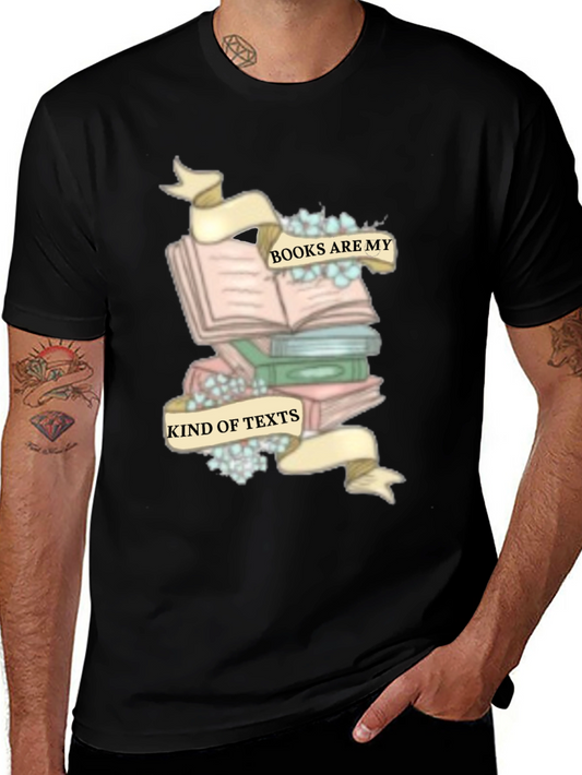 Camiseta Negra con Diseño de Libros y Frase Literaria