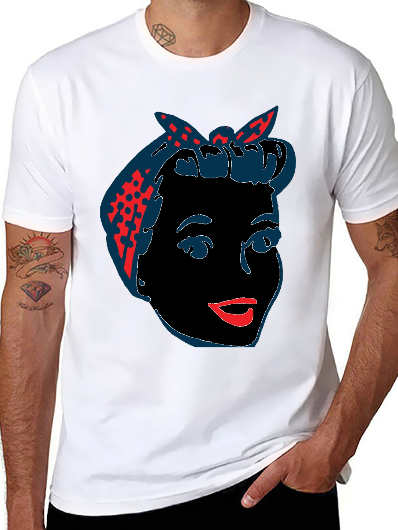 Camiseta Negra con Diseño Retro de Mujer