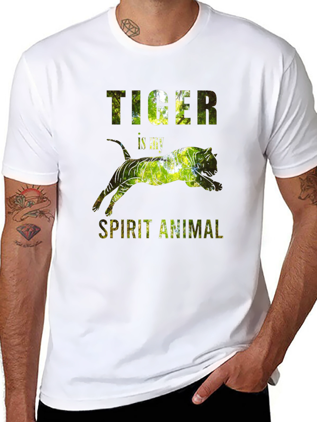 Camiseta Negra con Diseño de Tigre - Animal Espiritual