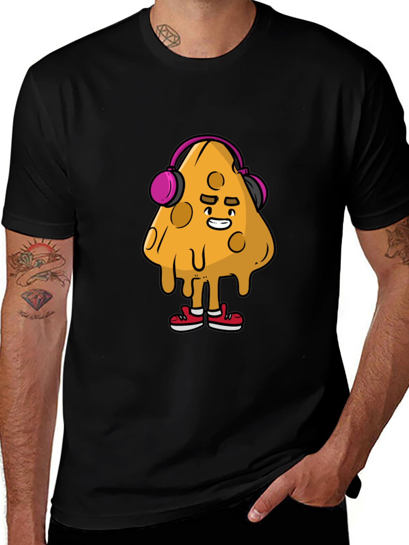 Camiseta Negra con Diseño Divertido de Queso con Auriculares