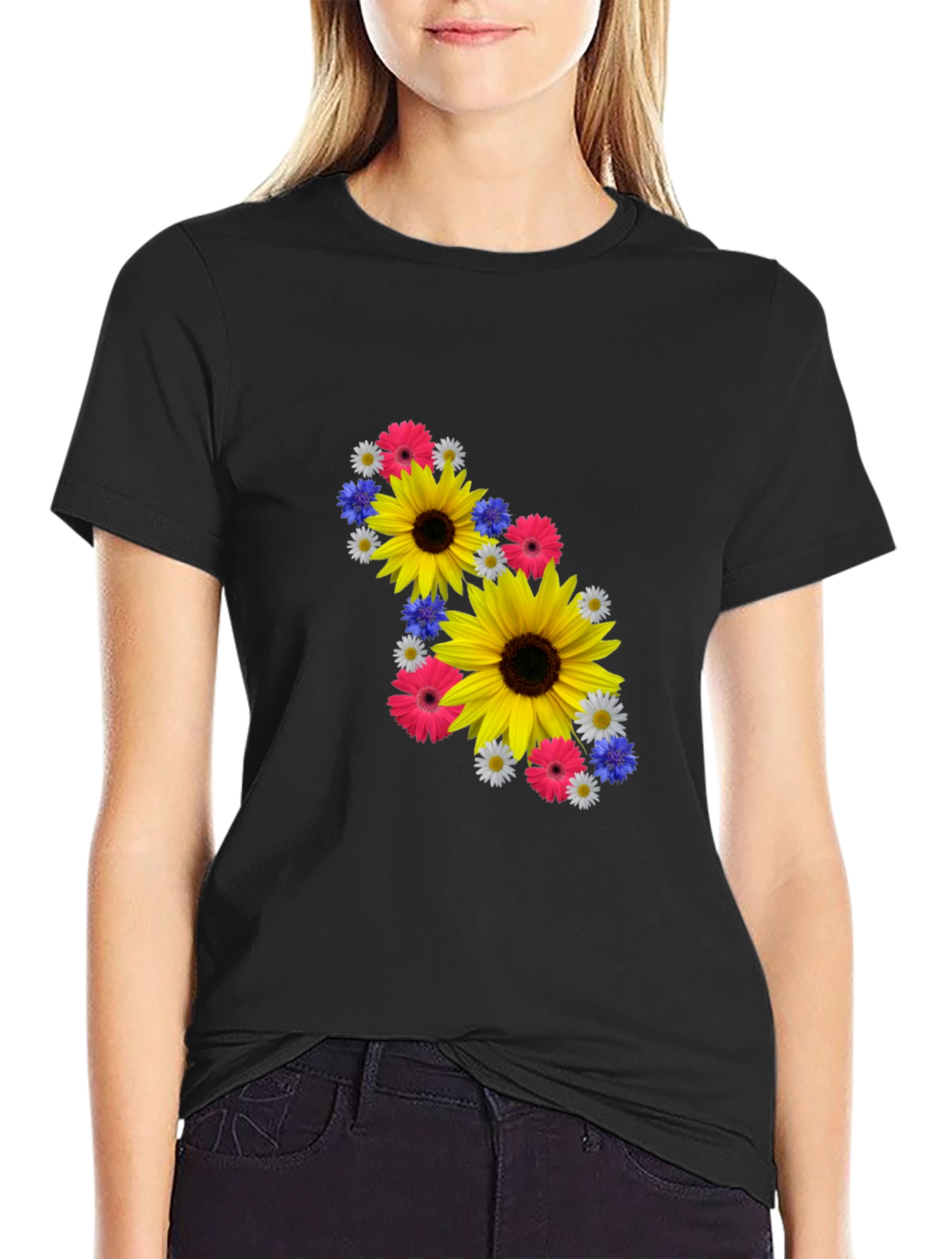 Camiseta Negra con Diseño Floral Vibrante