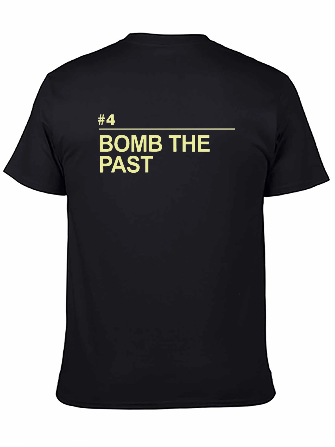 Camiseta Negra con Diseño Bomb The Past