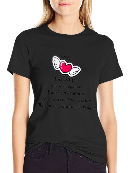 Camiseta Negra con Diseño de Amor