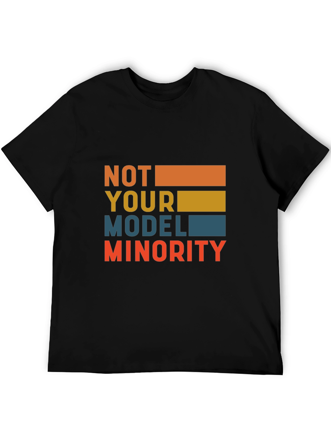 Camiseta Negra: No Soy Tu Minoría Modelo
