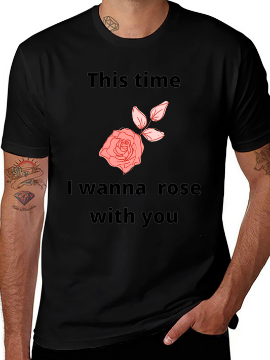 Camiseta Negra con Diseño Romántico de Rosa