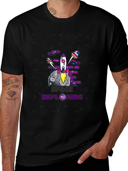 Camiseta negra con diseño espacial moderno