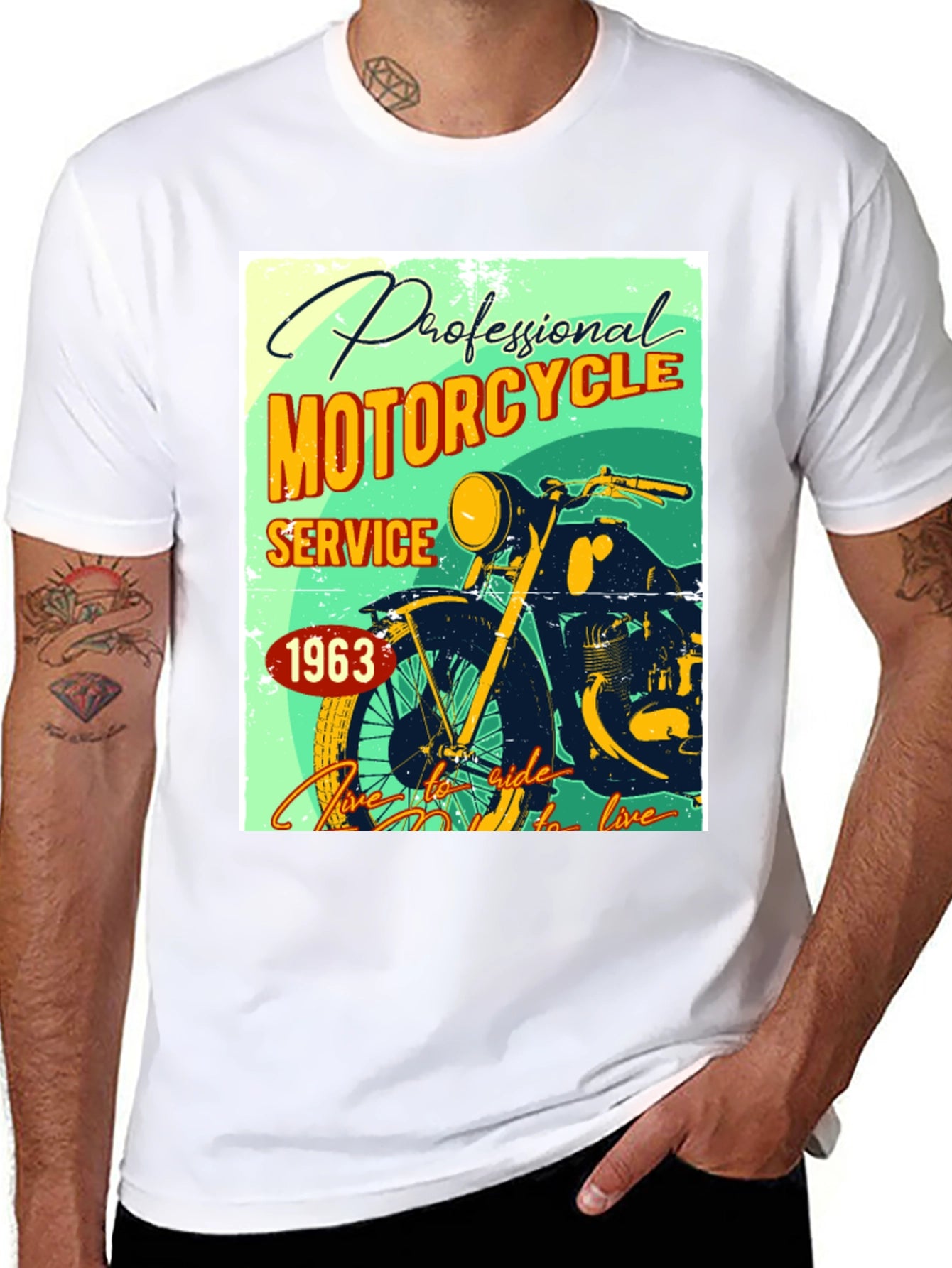Camiseta Negra con Diseño Retro de Motocicleta
