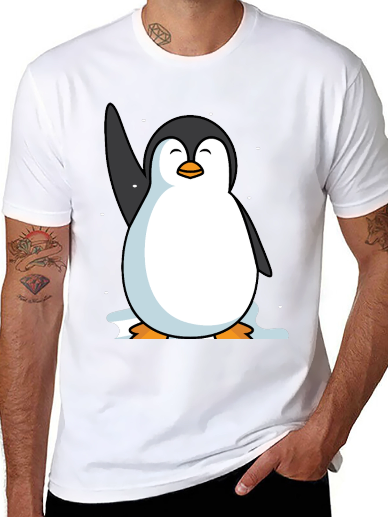 Camiseta Negra con Pingüino Sonriente