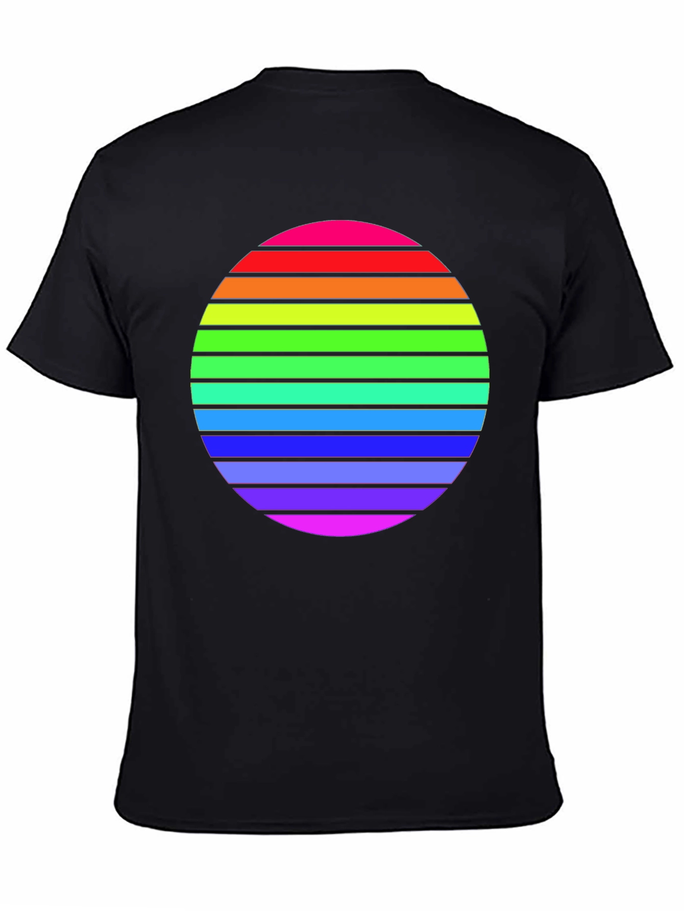 Camiseta Negra con Diseño de Círculo Arcoíris