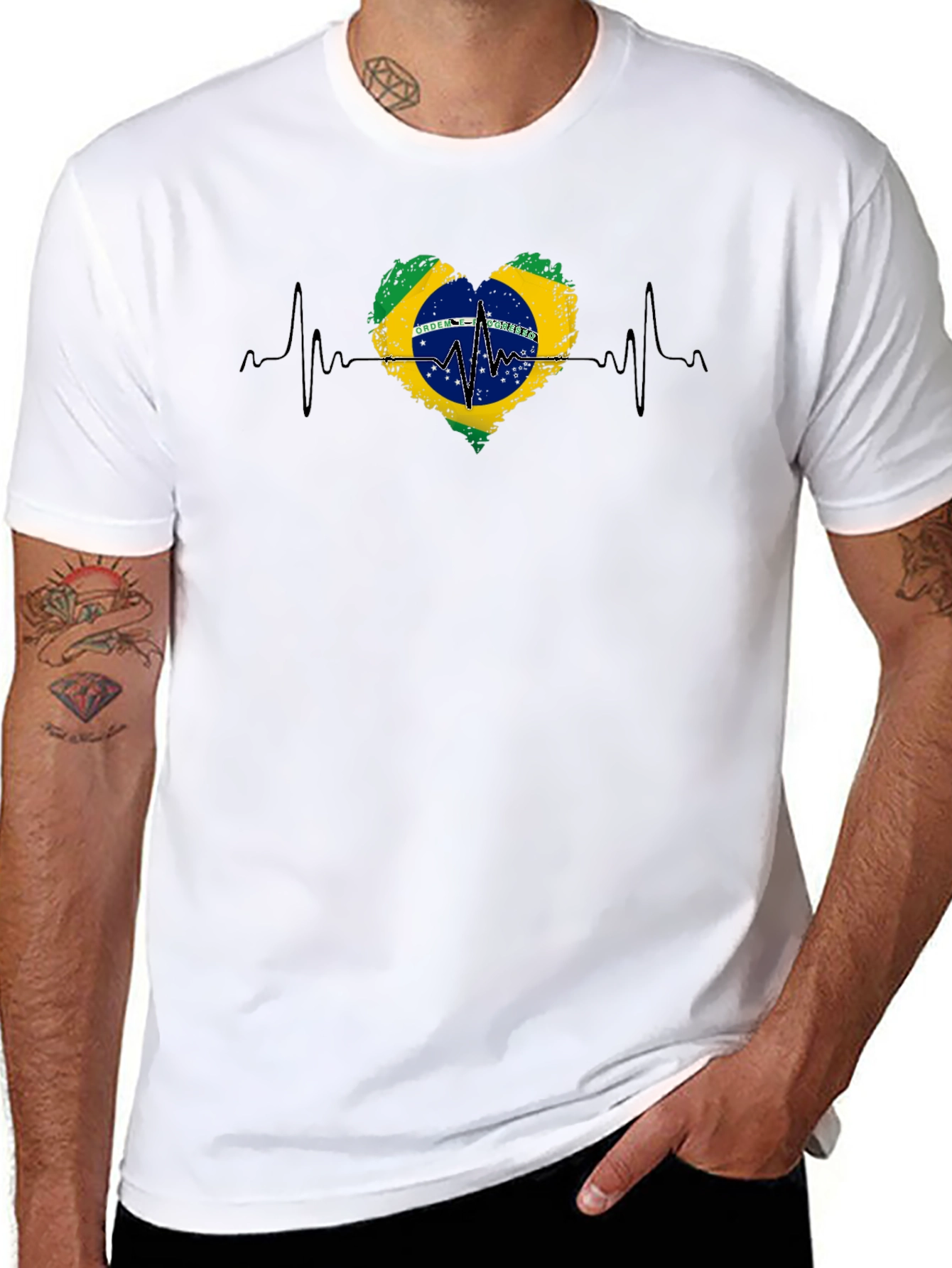 Camiseta Negra Brasil Corazón Latido