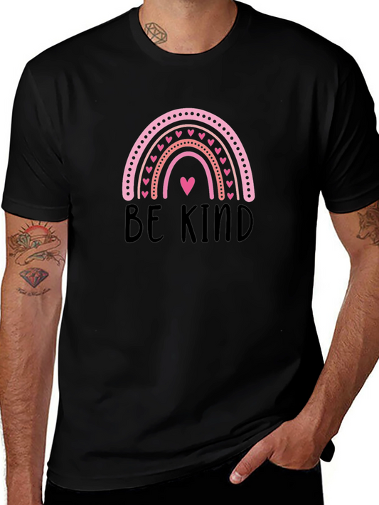 Camiseta Negra Be Kind con Arcoíris de Corazones