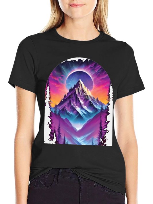 Camiseta Negra con Diseño de Montaña Cósmica