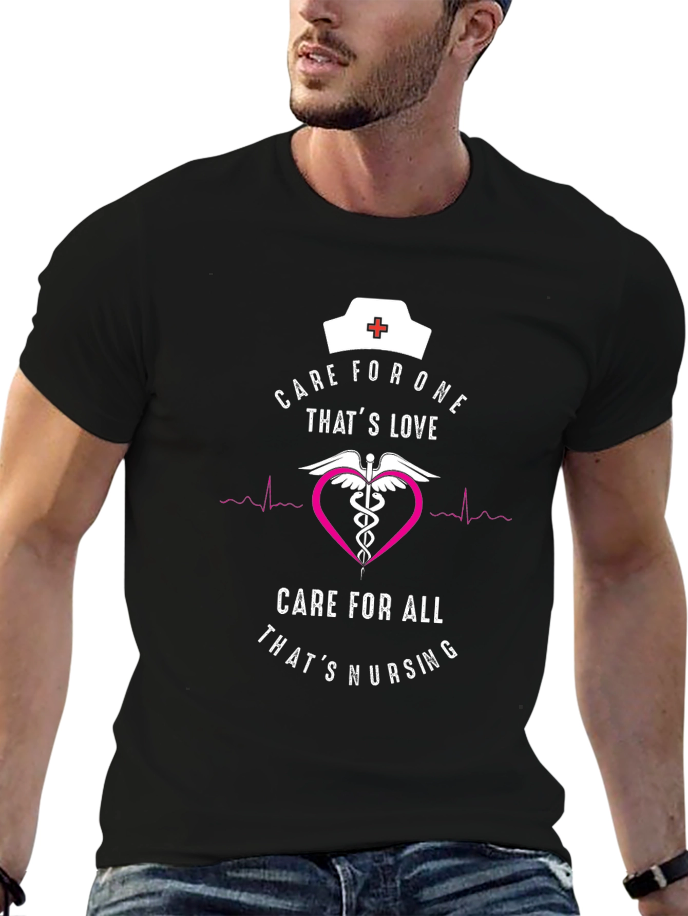 Camiseta Negra: Cuidado y Amor de Enfermera