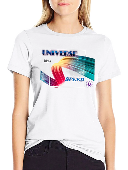 Camiseta Negra Universe Likes Speed Estampada
