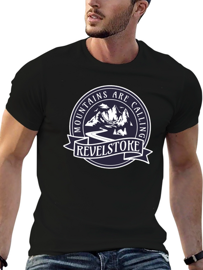 Camiseta Negra Mountains Are Calling Revelstoke