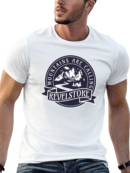 Camiseta Negra Mountains Are Calling Revelstoke