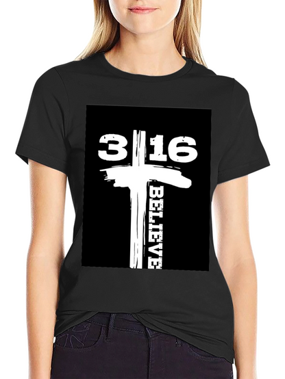 Camiseta Negra con Diseño 3:16 Believe