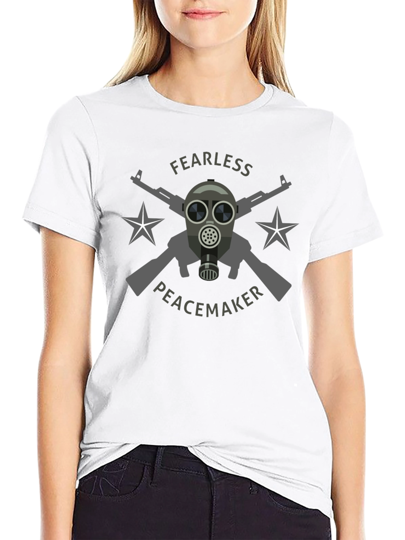 Camiseta Negra Fearless Peacemaker