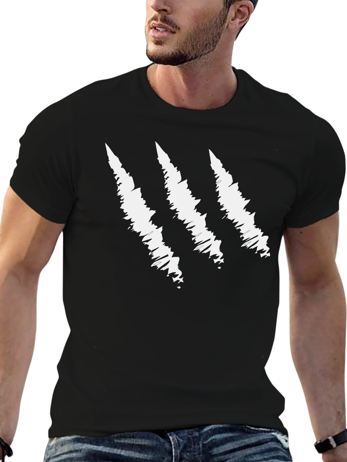 Camiseta Negra con Diseño de Garra Blanca