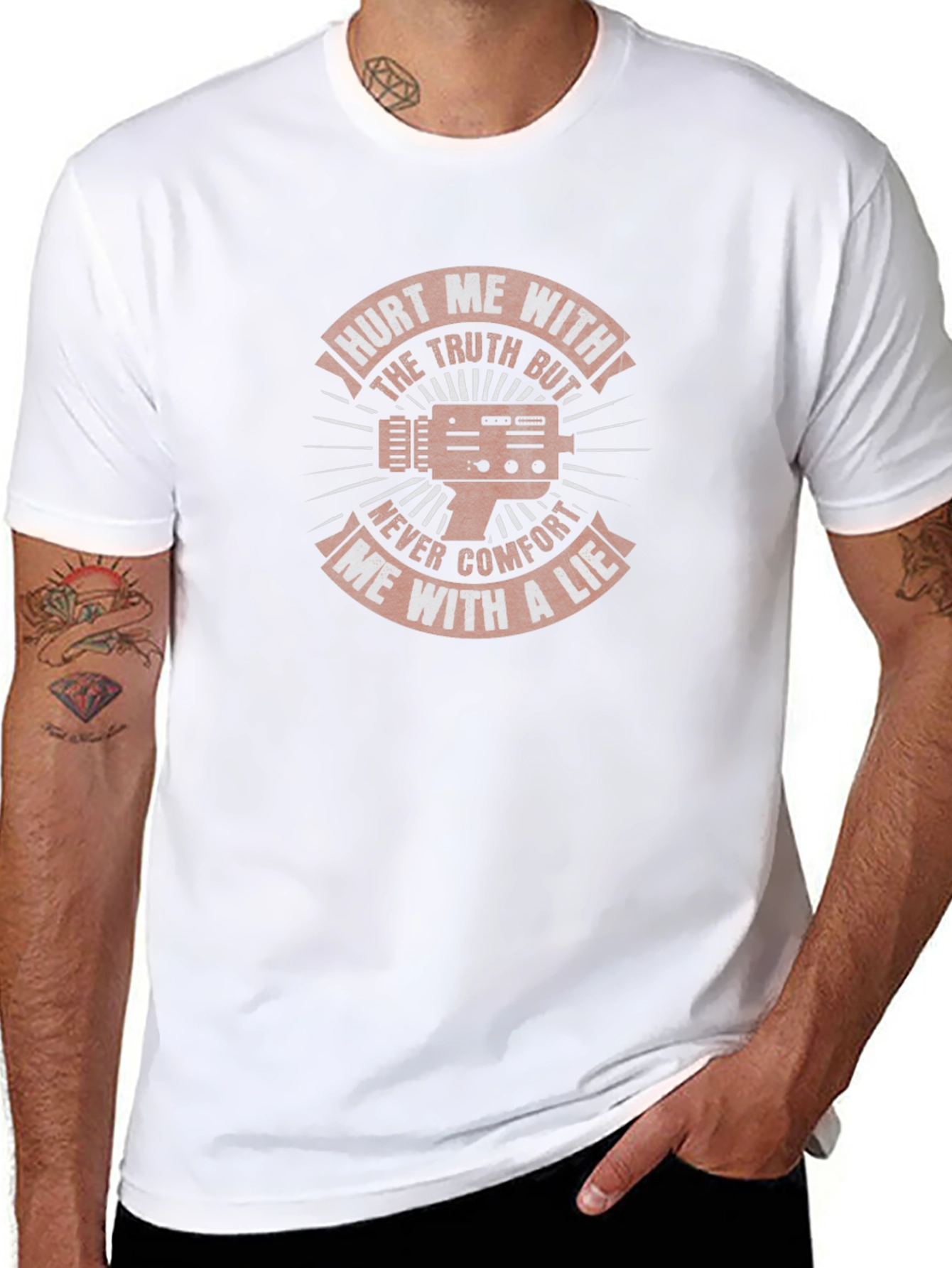 Camiseta Negra con Diseño Gráfico Inspirador